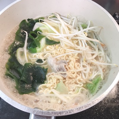 きのう何食べた?のみそラーメンの作り方④